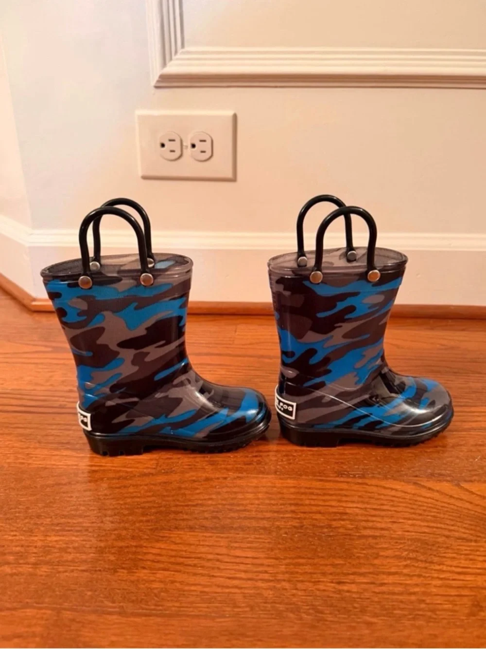 London Fog Boys Toddler Size 6 Blue Camo Waterproof Rain Boots Pull On Handles